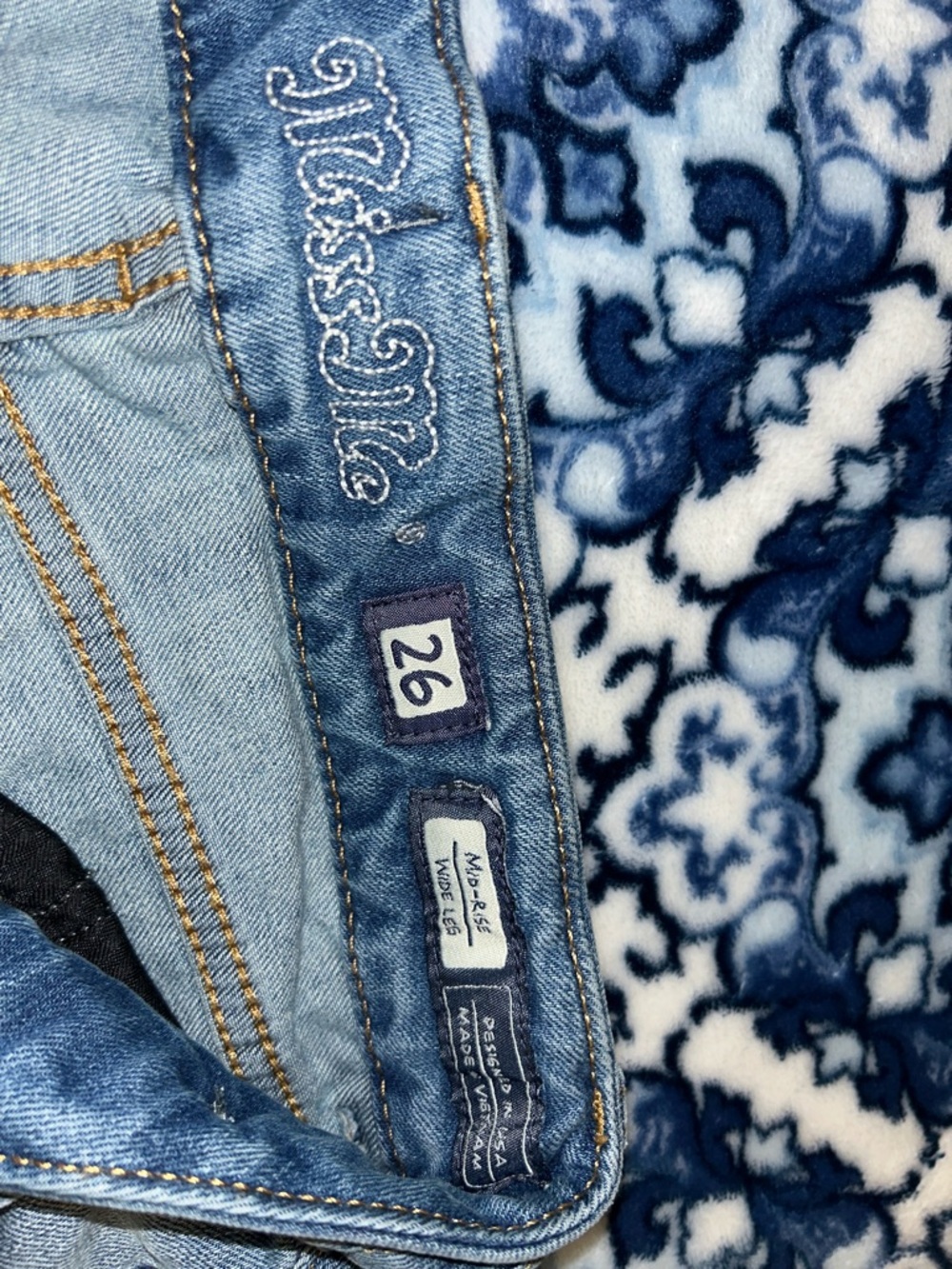 Miss Me Light Blue Denim Jeans VERY GOOD CONDITION - Picture 3 of 6